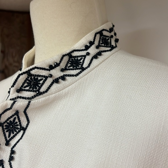 Talbots jacket with  embroidered decoration - Picture 10 of 14